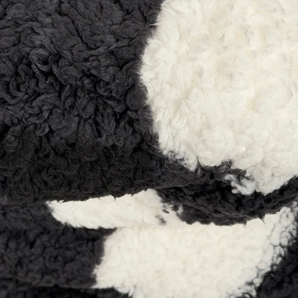 Huntington Home Throw 60x70 Black White‎ Checkered Plush Cozy NEW
